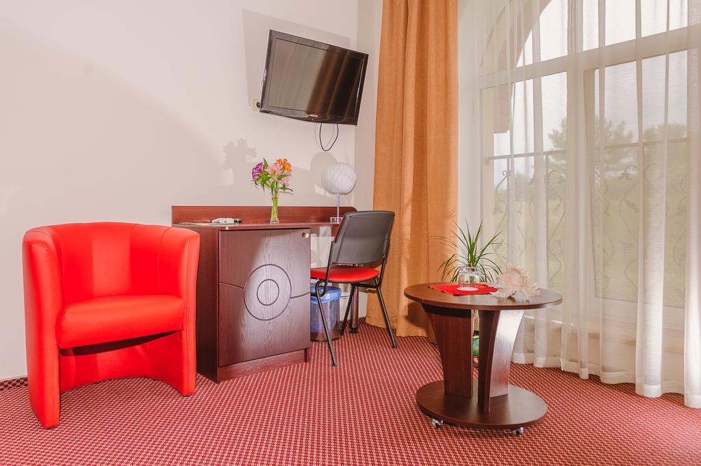 Terminal-A Hotel Ryasne-Ruske Εξωτερικό φωτογραφία
