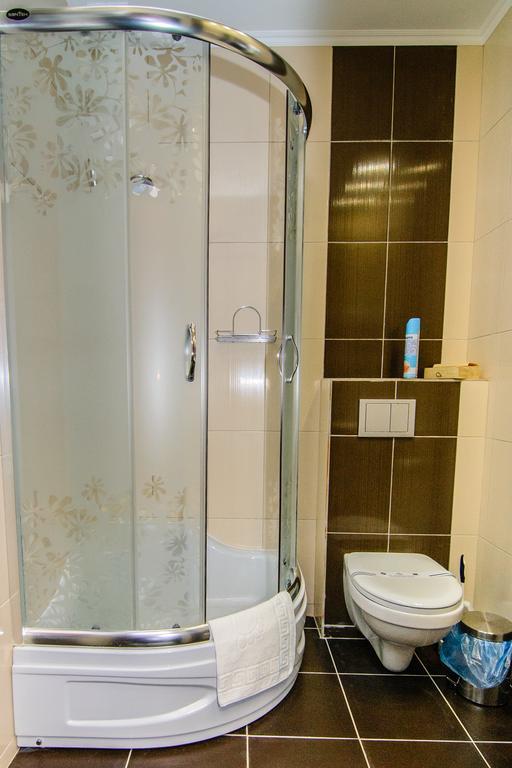 Terminal-A Hotel Ryasne-Ruske Δωμάτιο φωτογραφία