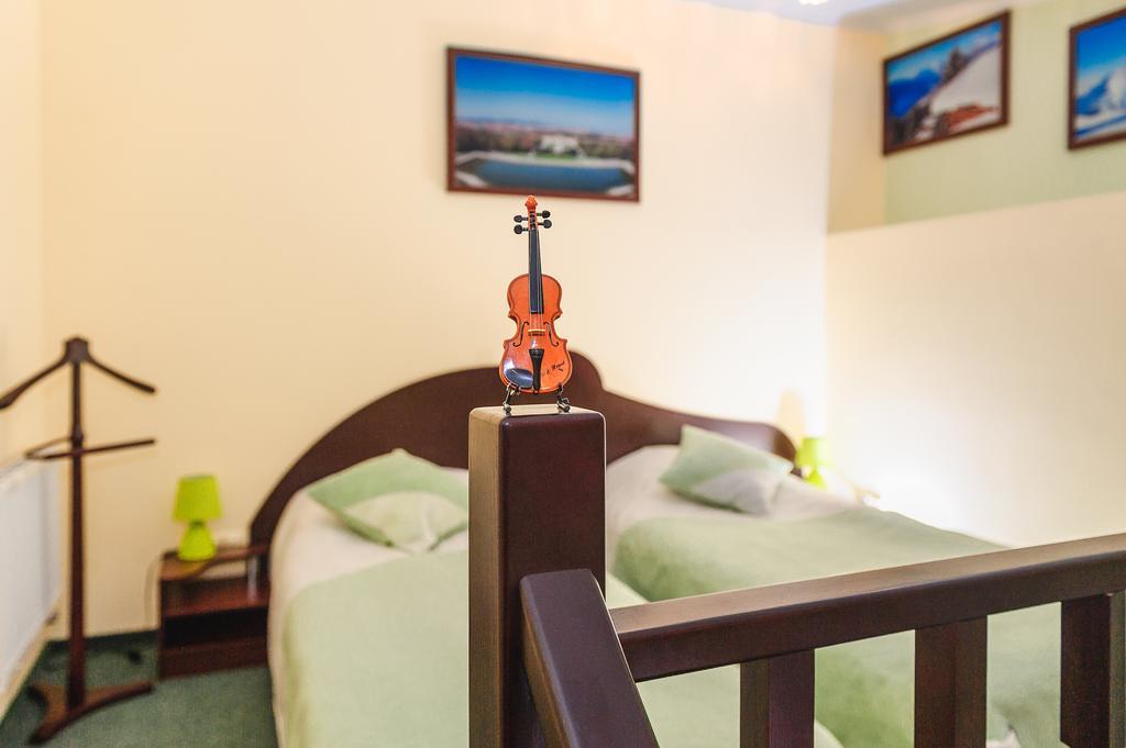 Terminal-A Hotel Ryasne-Ruske Δωμάτιο φωτογραφία